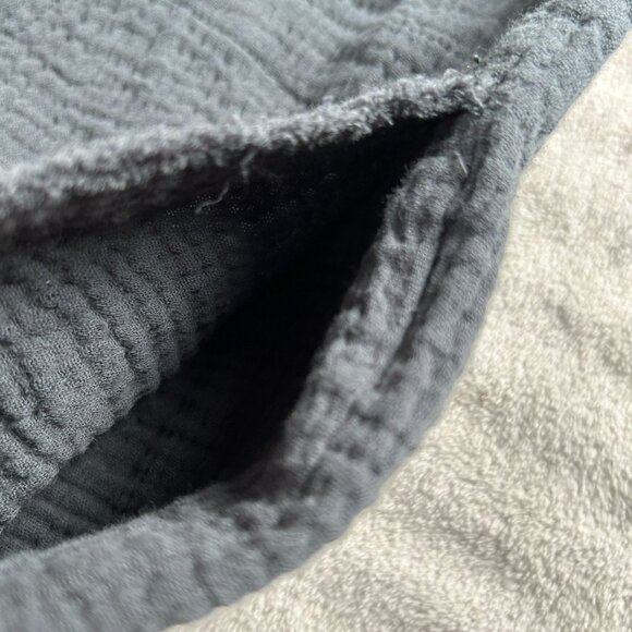 Flawless Womnes Cotton Gauze Button Up Shirt Tunic Size XS Black Frayed Trim New - Picture 4 of 8